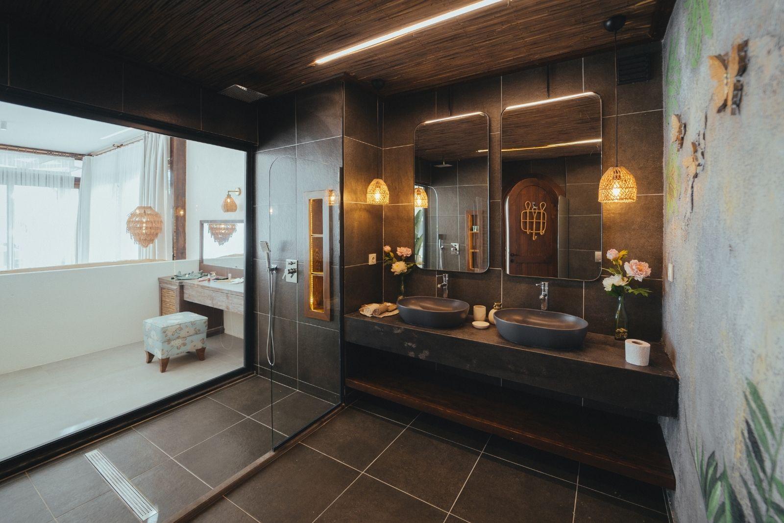 venus-suite-8.jpg